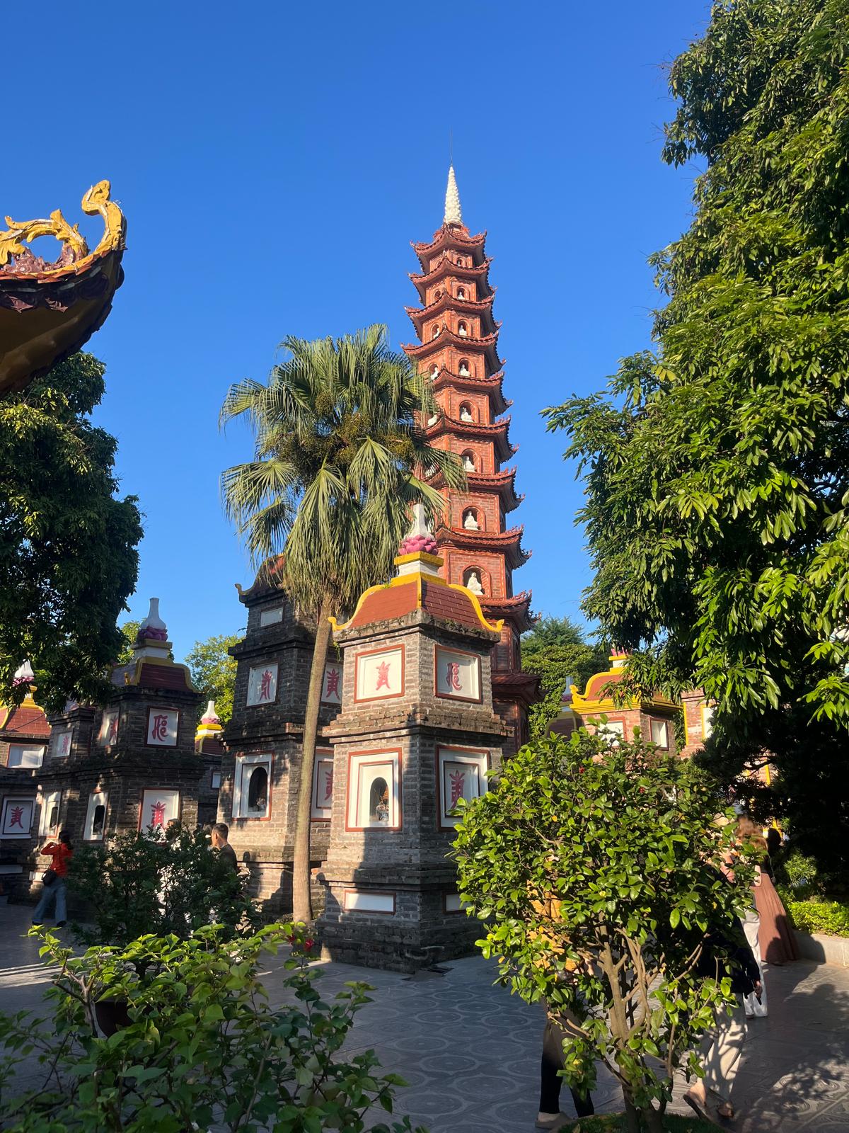 WhatsApp Image 2025-11-20 à 10.08.57_e156a6f7